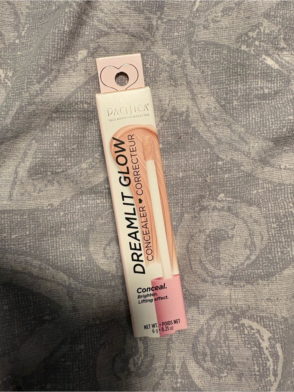 Pacifica Dreamlit Glow Concealer - Light Beige Shade 09
